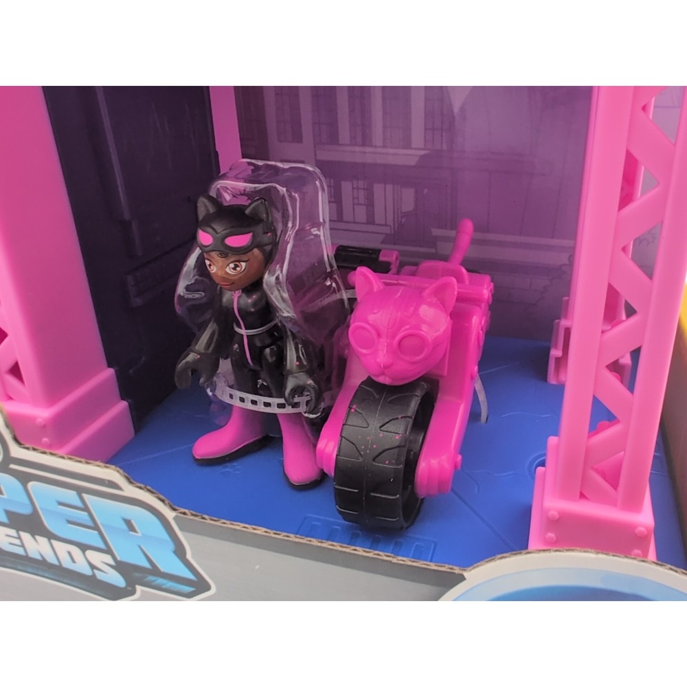 Fisher Price Imaginext DC Super Friends Catwoman Playset NEW Great Gift Idea - Picture 5 of 13